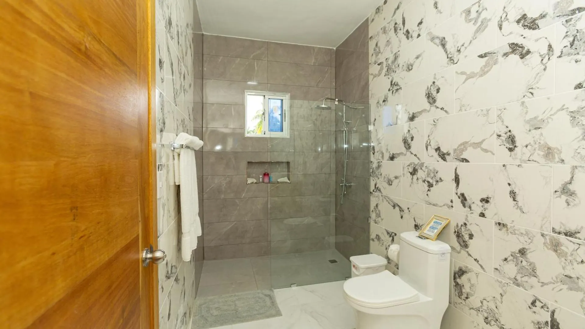 Appartamento Crown Lll- Guest Friendly-Pool -3 Bedrooms Close To Everything San Felipe de San Felipe de Puerto Plata